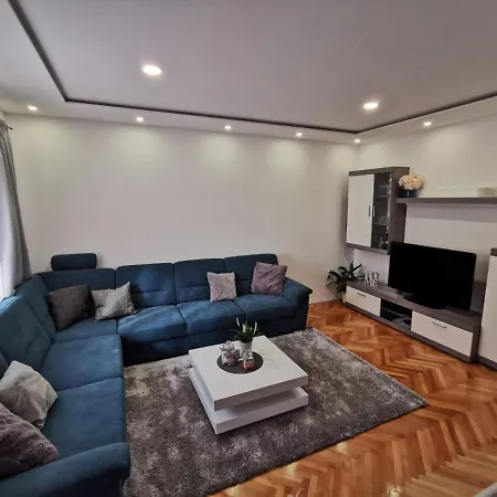 Ravlic Sandra Apartment